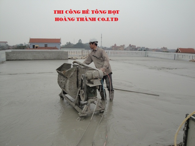 Thi công bê tông bọt chống nóng