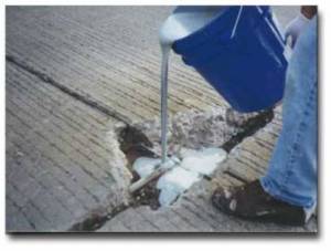 Rót vữa tự chảy không co HT Construction Grout